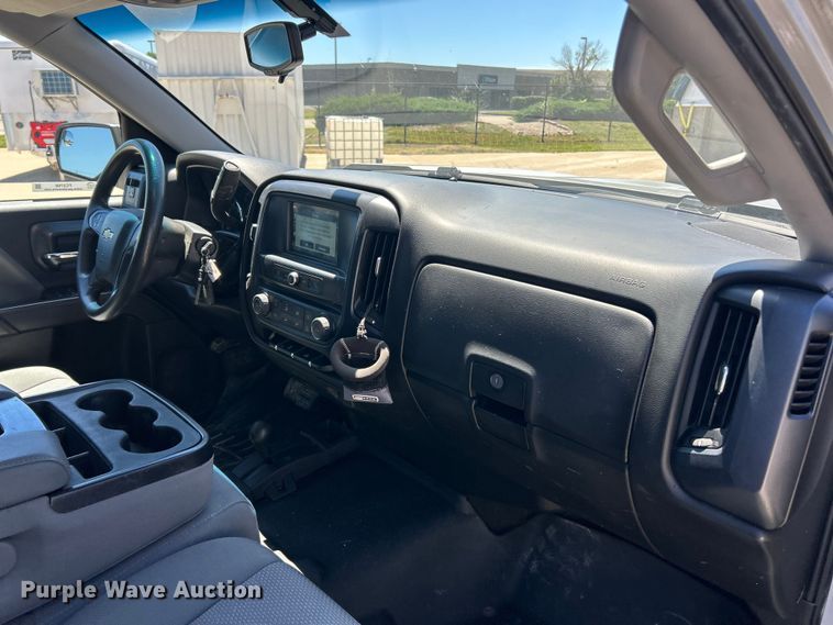 image for item FC2766 2018 Chevrolet Silverado 1500 Ext. Cab pickup truck