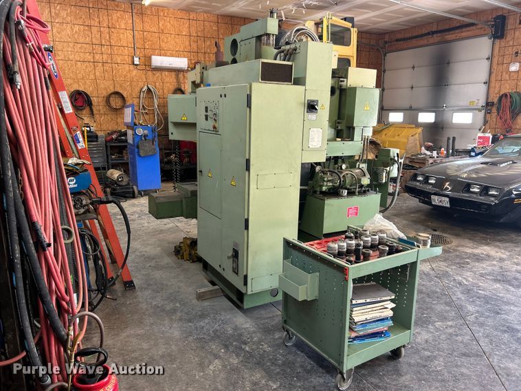 image for item FC2779 Okuma MC-4VA lathe