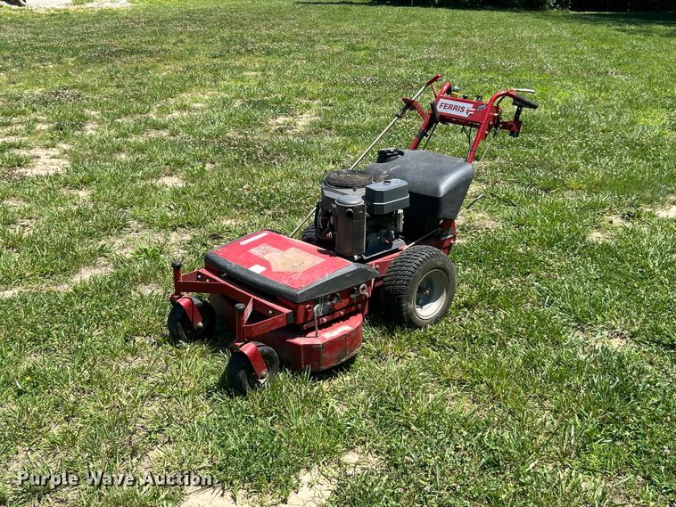 image for item FC2782 2009 Ferris lawn mower