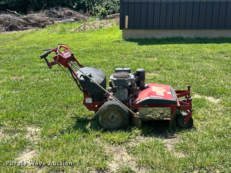 image for item FC2782 2009 Ferris lawn mower