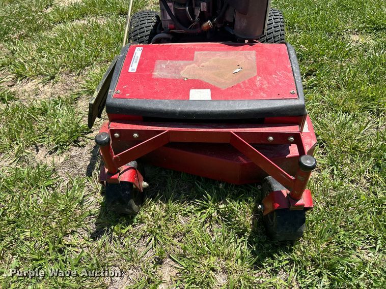 image for item FC2782 2009 Ferris lawn mower