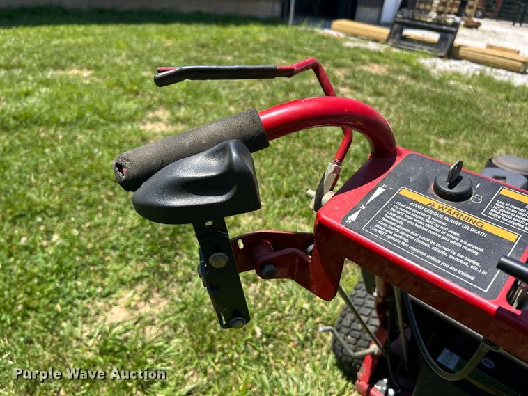 image for item FC2782 2009 Ferris lawn mower