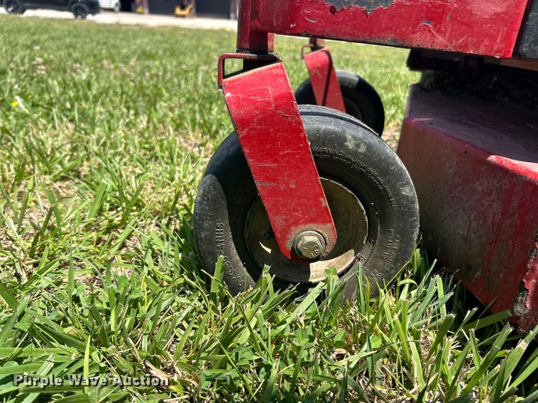 image for item FC2782 2009 Ferris lawn mower