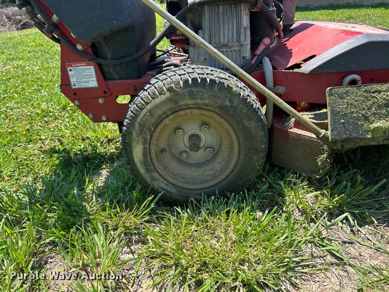 image for item FC2782 2009 Ferris lawn mower