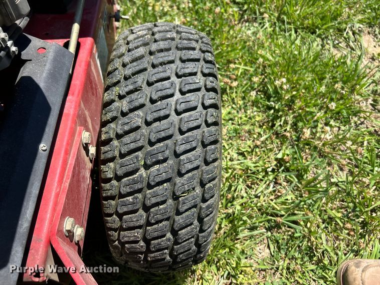 image for item FC2782 2009 Ferris lawn mower