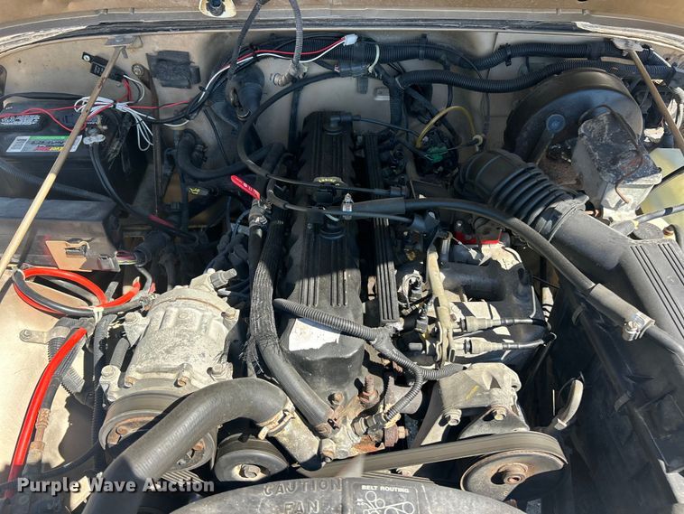 image for item FC2790 1993 Jeep Wrangler SUV