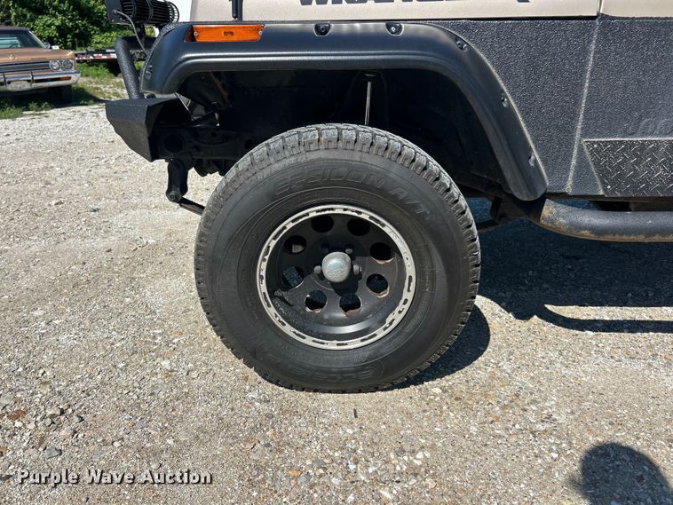 image for item FC2790 1993 Jeep Wrangler SUV