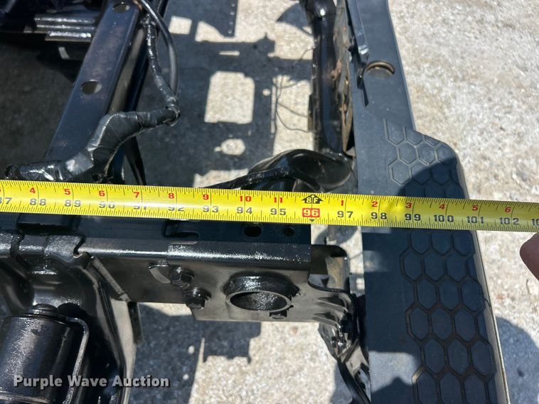 image for item FC2792 2012 Dodge Ram 3500 Heavy Duty Crew Cab pickup truck cab and chassis