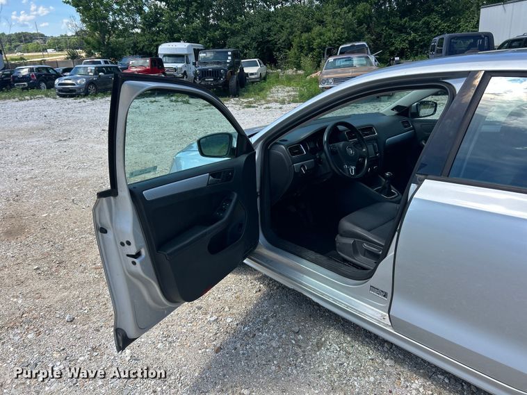 image for item FC2794 2012 Volkswagen Jetta TDI 