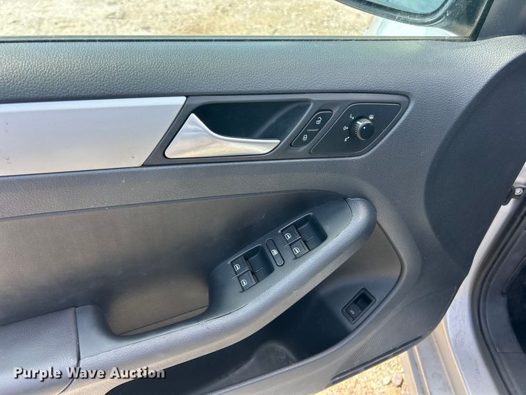 image for item FC2794 2012 Volkswagen Jetta TDI 
