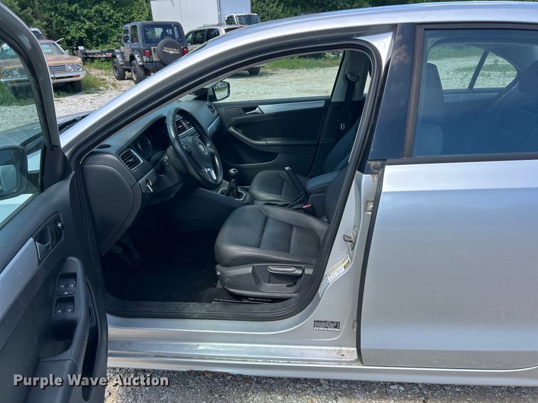 image for item FC2794 2012 Volkswagen Jetta TDI 