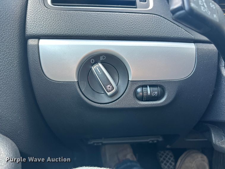 image for item FC2794 2012 Volkswagen Jetta TDI 