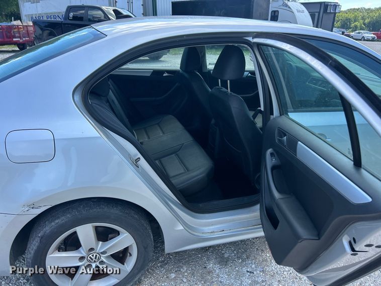 image for item FC2794 2012 Volkswagen Jetta TDI 