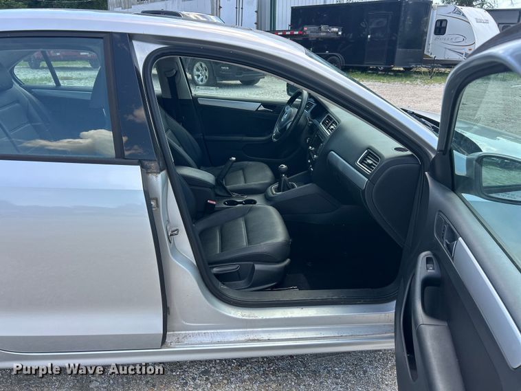 image for item FC2794 2012 Volkswagen Jetta TDI 