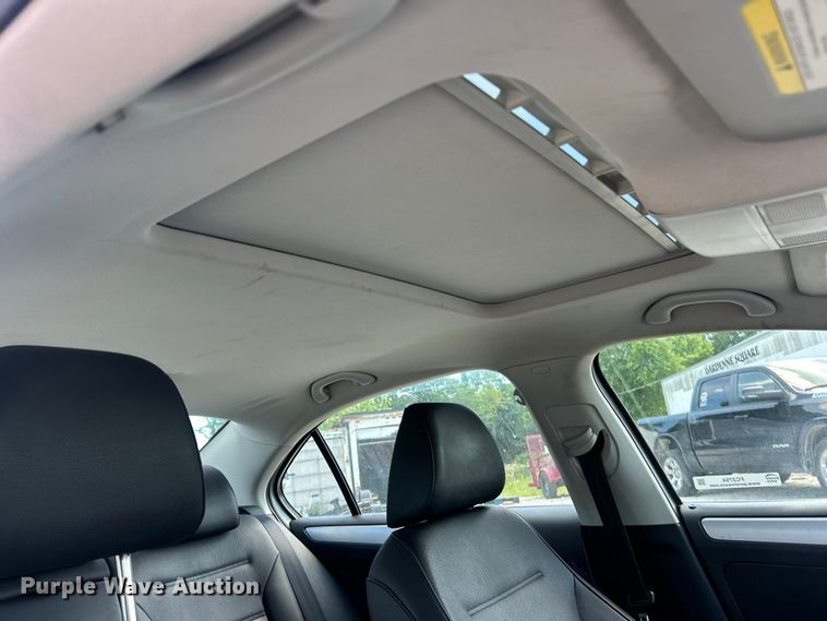 image for item FC2794 2012 Volkswagen Jetta TDI 
