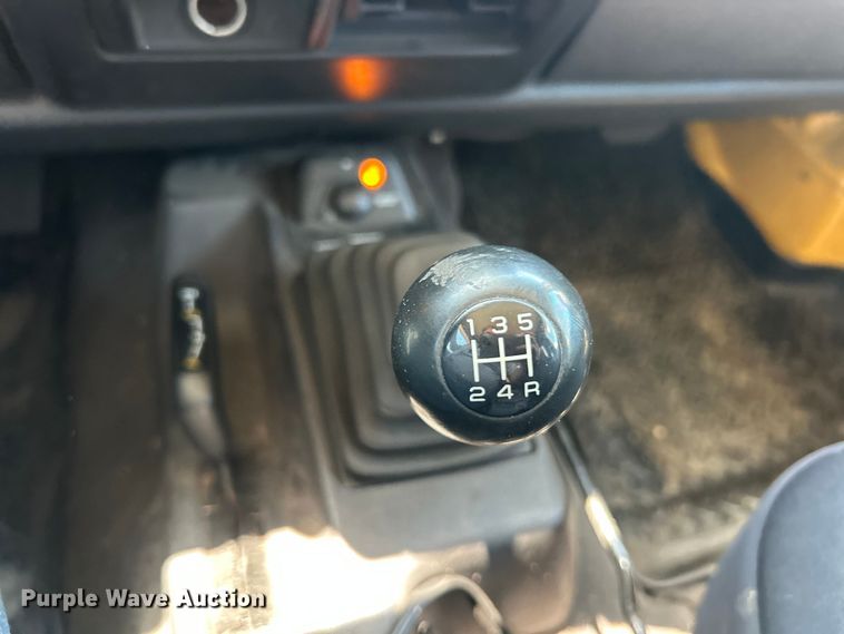 image for item FC2795 2000 Jeep Wrangler Sport SUV