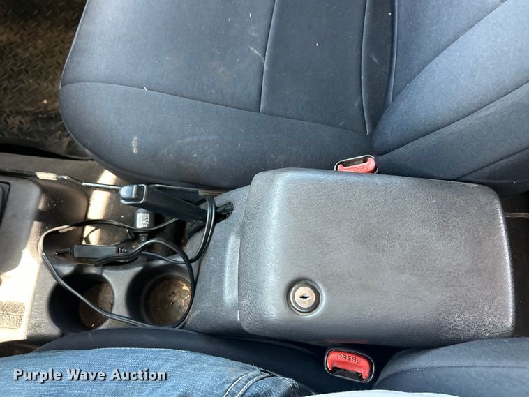 image for item FC2795 2000 Jeep Wrangler Sport SUV