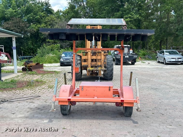 image for item FC2797 Wanco WTSP75-LSAC arrow board trailer