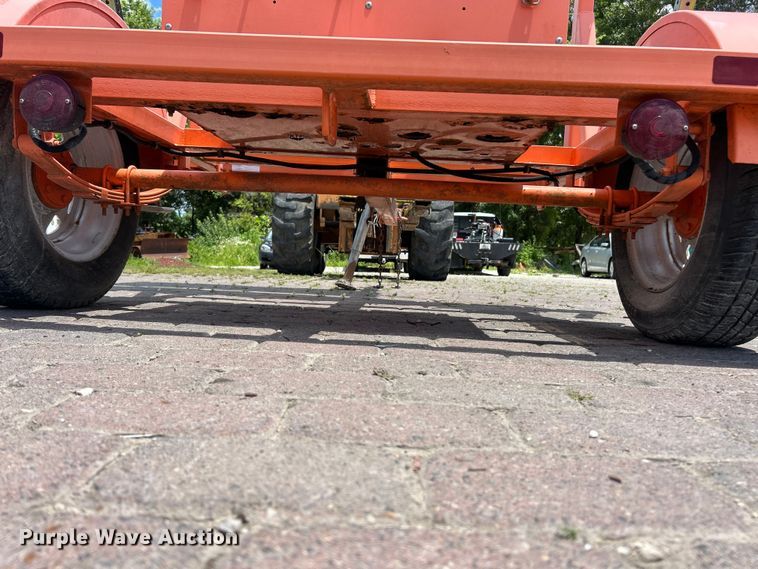image for item FC2797 Wanco WTSP75-LSAC arrow board trailer