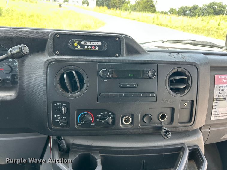 image for item FC2803 2012 Ford E350 Super Duty shuttle bus