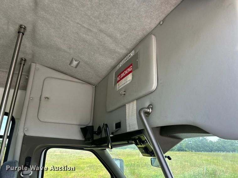 image for item FC2803 2012 Ford E350 Super Duty shuttle bus