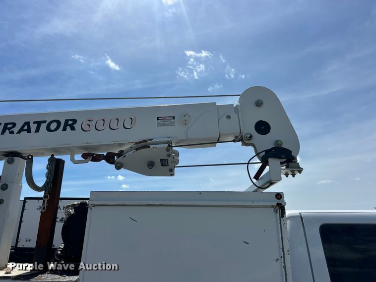 image for item FC2806 2012 Ford F550 XLT Super Duty Ext. Cab utility / service truck