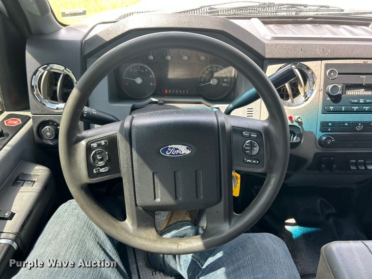 image for item FC2806 2012 Ford F550 XLT Super Duty Ext. Cab utility / service truck