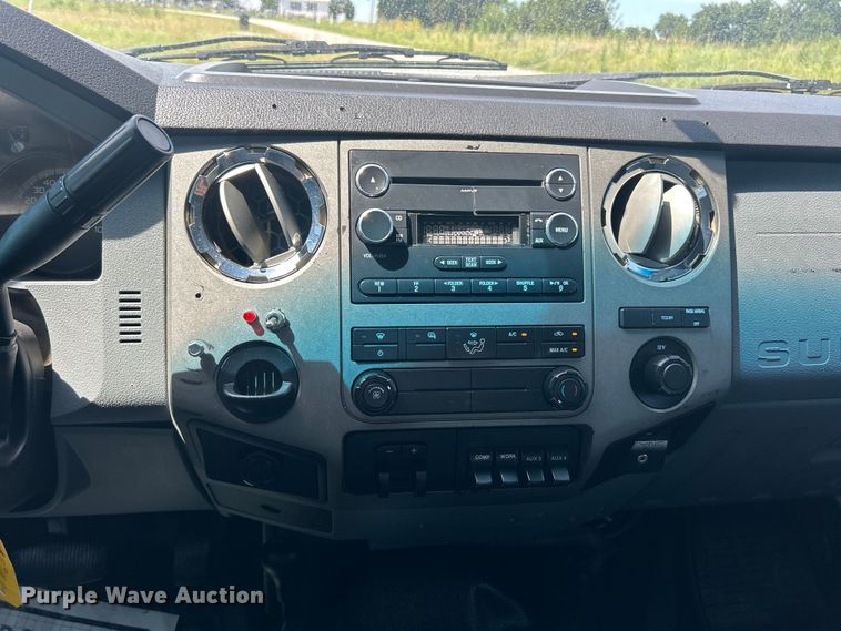 image for item FC2806 2012 Ford F550 XLT Super Duty Ext. Cab utility / service truck