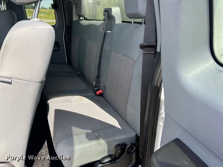 image for item FC2806 2012 Ford F550 XLT Super Duty Ext. Cab utility / service truck