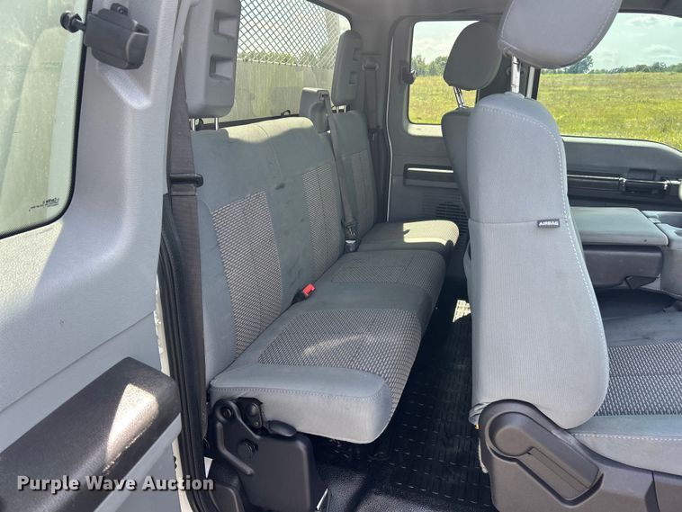 image for item FC2806 2012 Ford F550 XLT Super Duty Ext. Cab utility / service truck