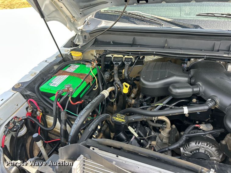 image for item FC2806 2012 Ford F550 XLT Super Duty Ext. Cab utility / service truck