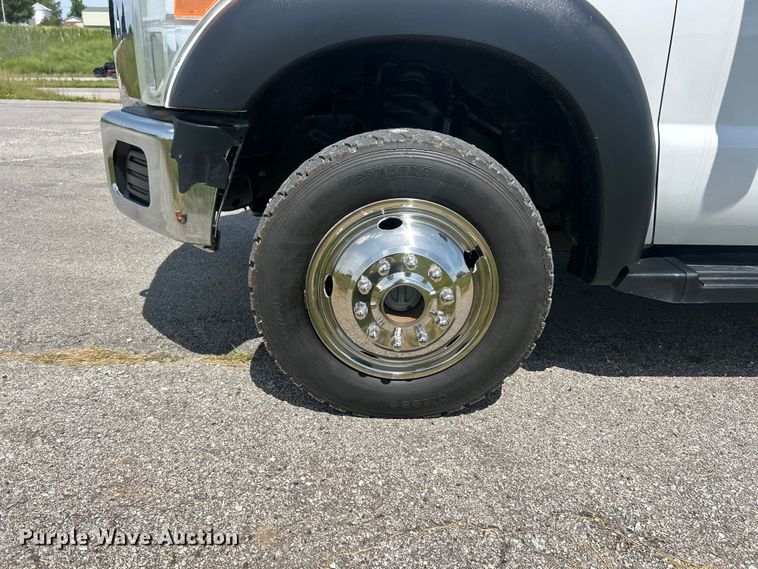 image for item FC2806 2012 Ford F550 XLT Super Duty Ext. Cab utility / service truck