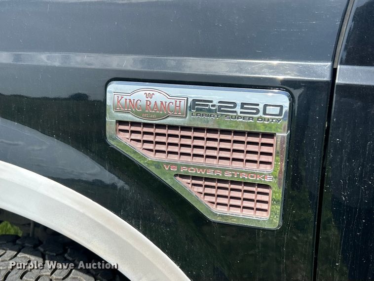 image for item FC2807 2010 Ford F250 Super Duty King Ranch Lariat Crew Cab pickup truck