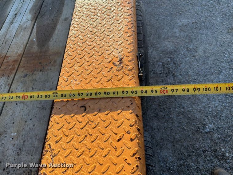 image for item FC3088 2001 Cronkhite Industries tilt deck equipment trailer