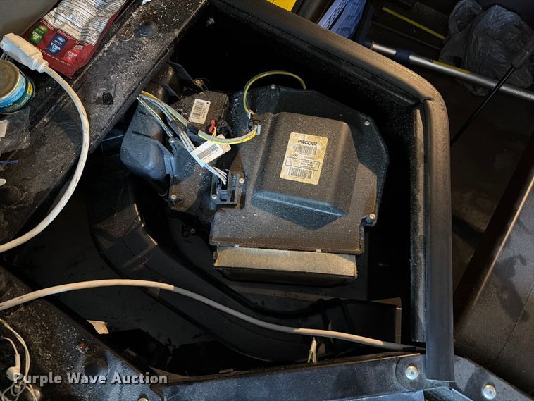 image for item FC3143 2021 Kenworth T680 semi truck