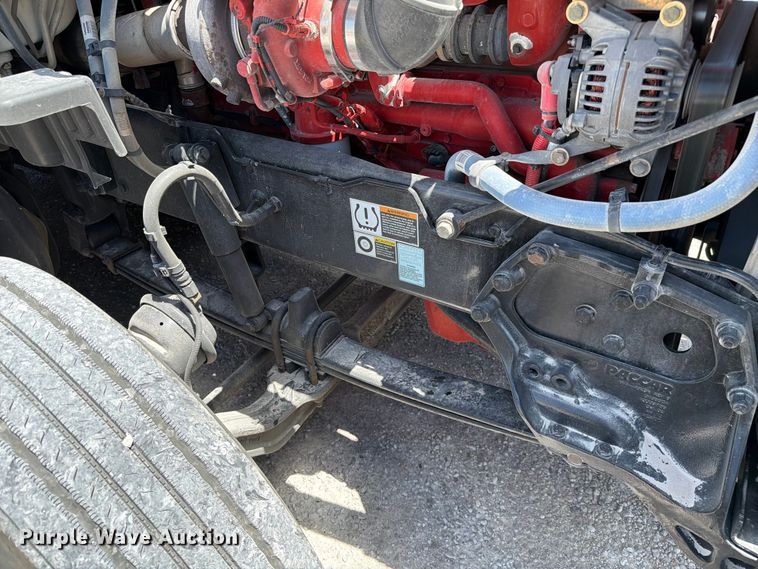 image for item FC3143 2021 Kenworth T680 semi truck