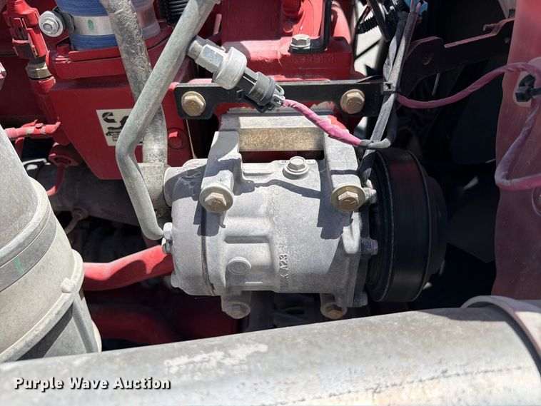 image for item FC3143 2021 Kenworth T680 semi truck
