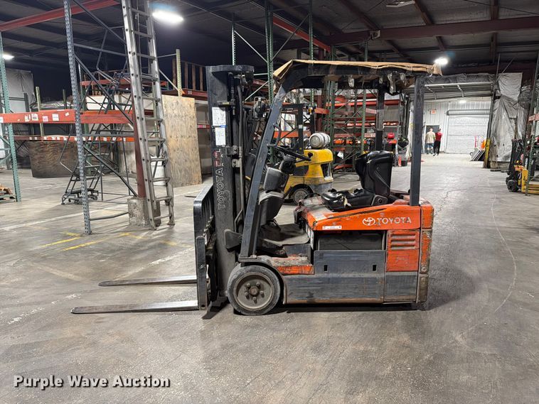 image for item FC3167 Toyota 7FBEU15 forklift