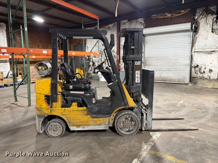 image for item FC3168 Caterpillar 2C5000 forklift