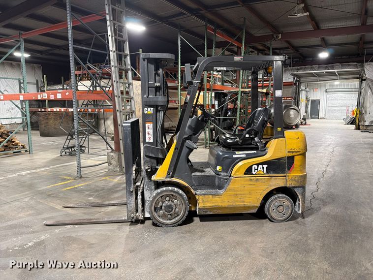 image for item FC3168 Caterpillar 2C5000 forklift