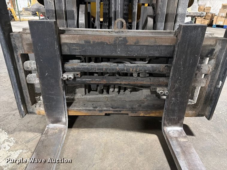 image for item FC3168 Caterpillar 2C5000 forklift