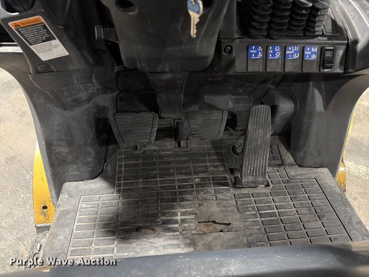 image for item FC3168 Caterpillar 2C5000 forklift