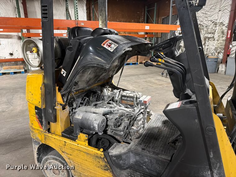 image for item FC3168 Caterpillar 2C5000 forklift
