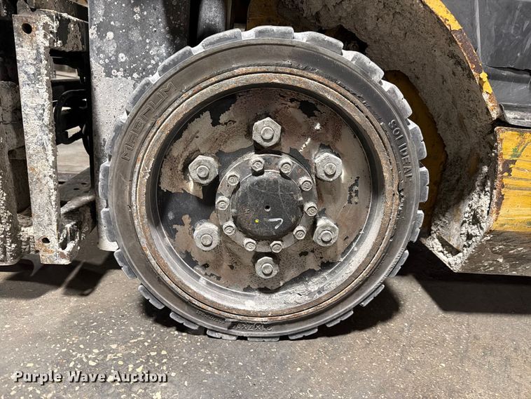image for item FC3168 Caterpillar 2C5000 forklift