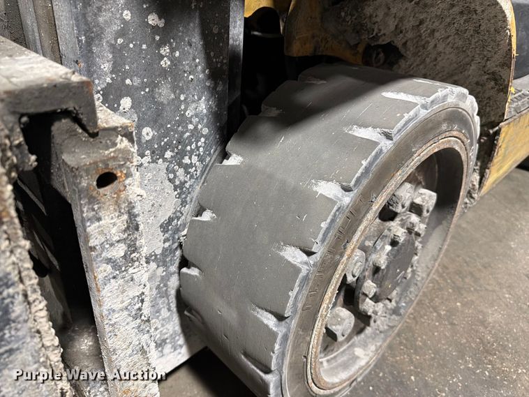 image for item FC3168 Caterpillar 2C5000 forklift