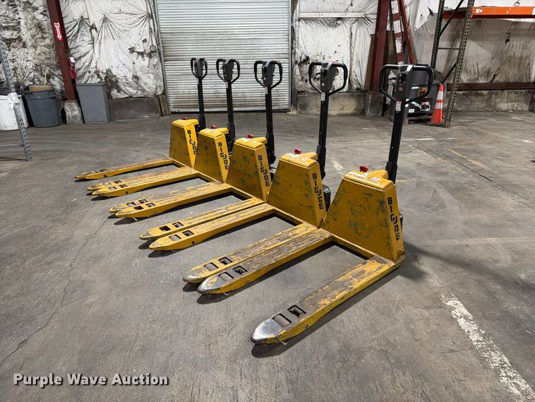 image for item FC3169 (5) Big Joe P-33 pallet jacks