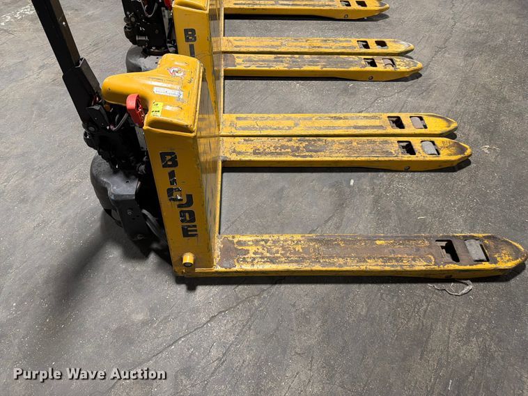 image for item FC3169 (5) Big Joe P-33 pallet jacks