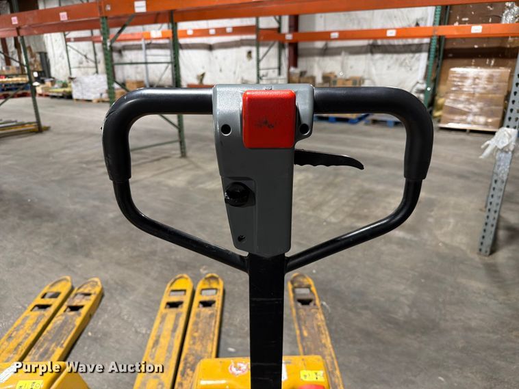 image for item FC3169 (5) Big Joe P-33 pallet jacks