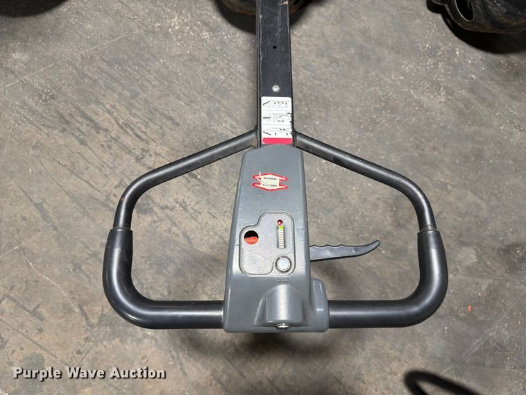 image for item FC3169 (5) Big Joe P-33 pallet jacks