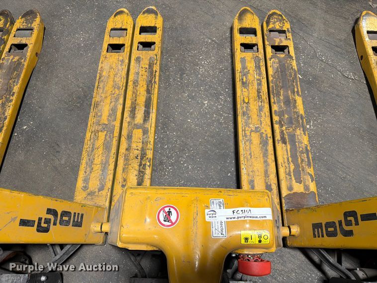 image for item FC3169 (5) Big Joe P-33 pallet jacks